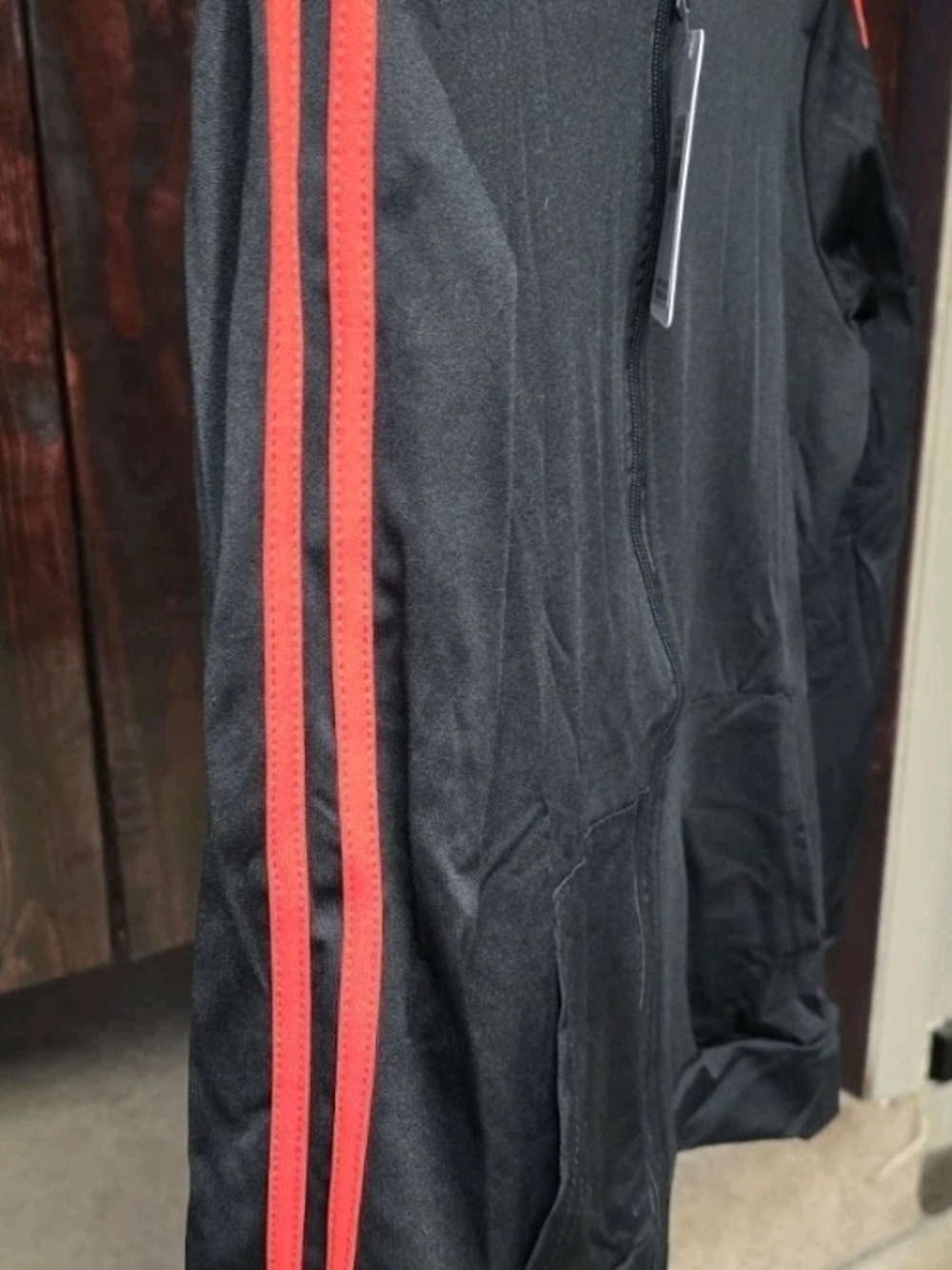 LYDAA Black Zip-Up Jacket with Subtle Red Logo Tag - Picture 2 of 5